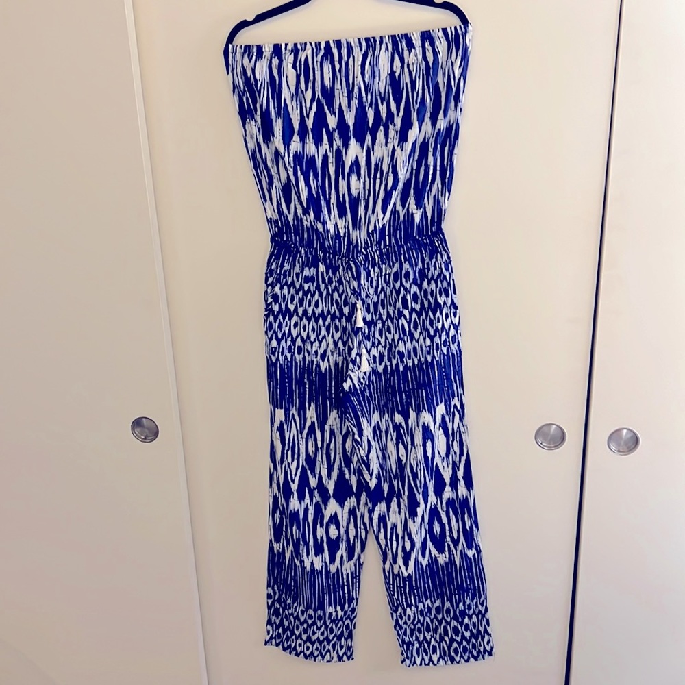 Tommy Bahama small womens jumper, never worn